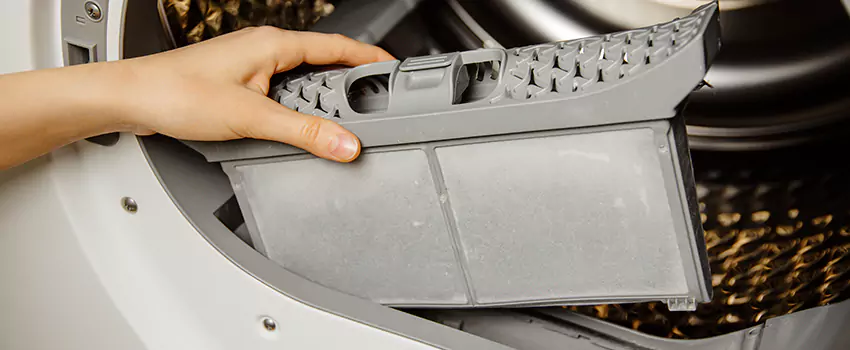 Signs Of A Clogged Dryer Lint Trap in Sierra Vista Southeast, Arizona